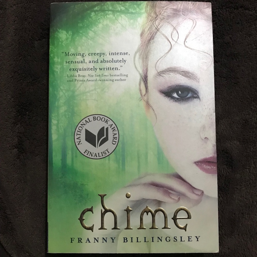 Chime by Franny Billingsley Book